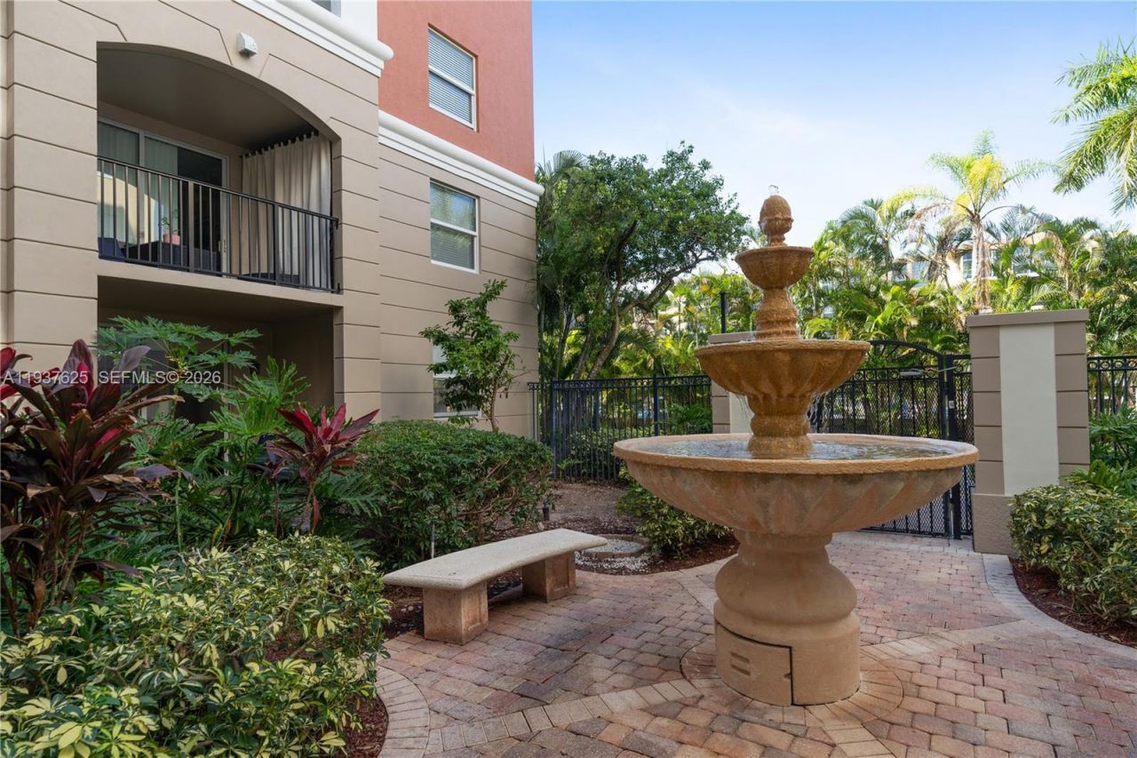 17125 N Bay Rd, Unit 3104, Sunny Isles Beach, FL 33160 Photo