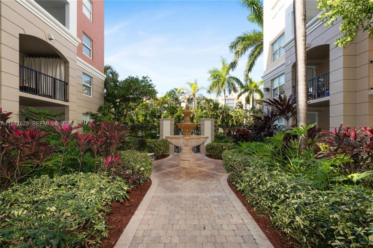 17125 N Bay Rd, Unit 3104, Sunny Isles Beach, FL 33160 Photo