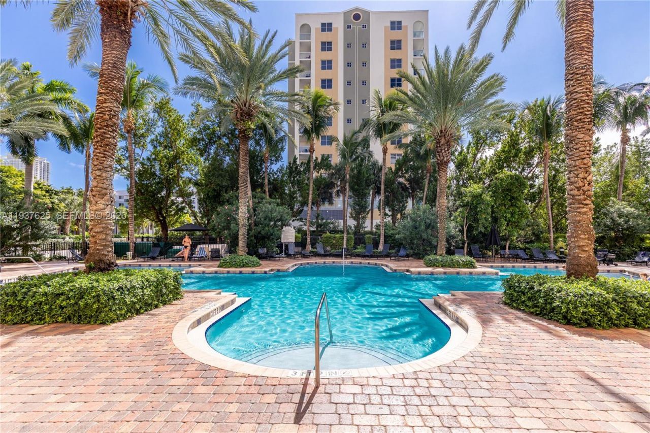 17125 N Bay Rd, Unit 3104, Sunny Isles Beach, FL 33160 Photo