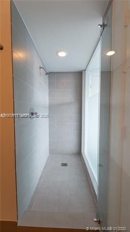 92 SW 3rd St, Unit 1802, Miami, FL 33130 Photo