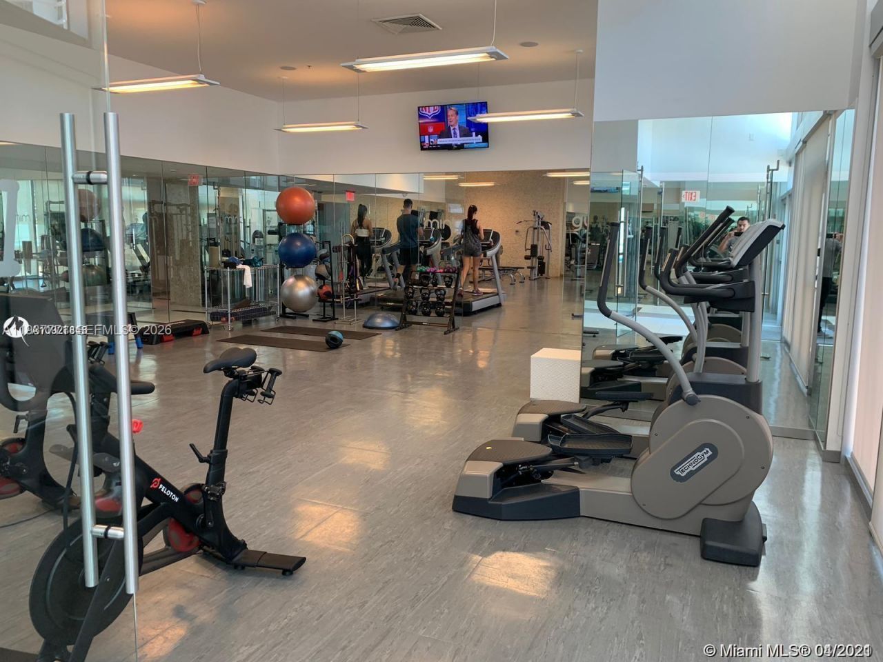 92 SW 3rd St, Unit 1802, Miami, FL 33130 Photo