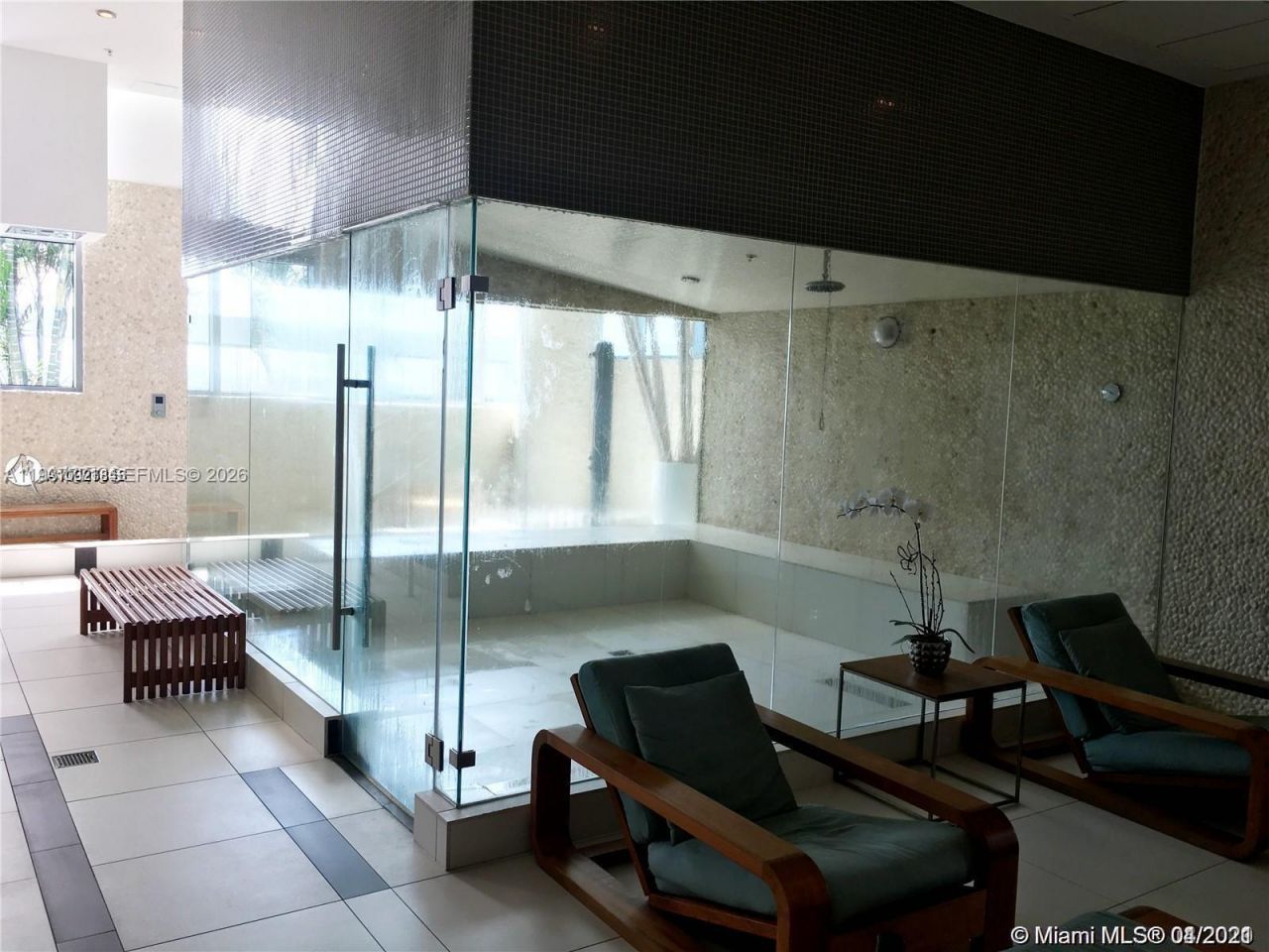 92 SW 3rd St, Unit 1802, Miami, FL 33130 Photo