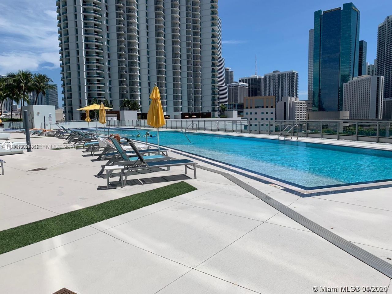 92 SW 3rd St, Unit 1802, Miami, FL 33130 Photo