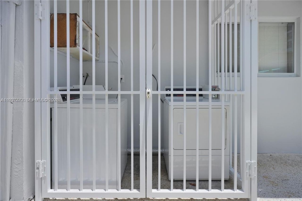 1621 NW 16th St , Miami, FL 33125 Photo