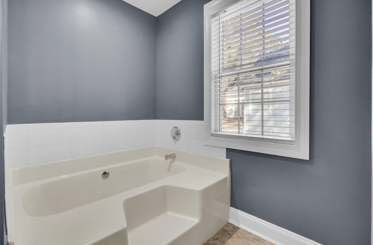 137 White Pine Way Photo 12