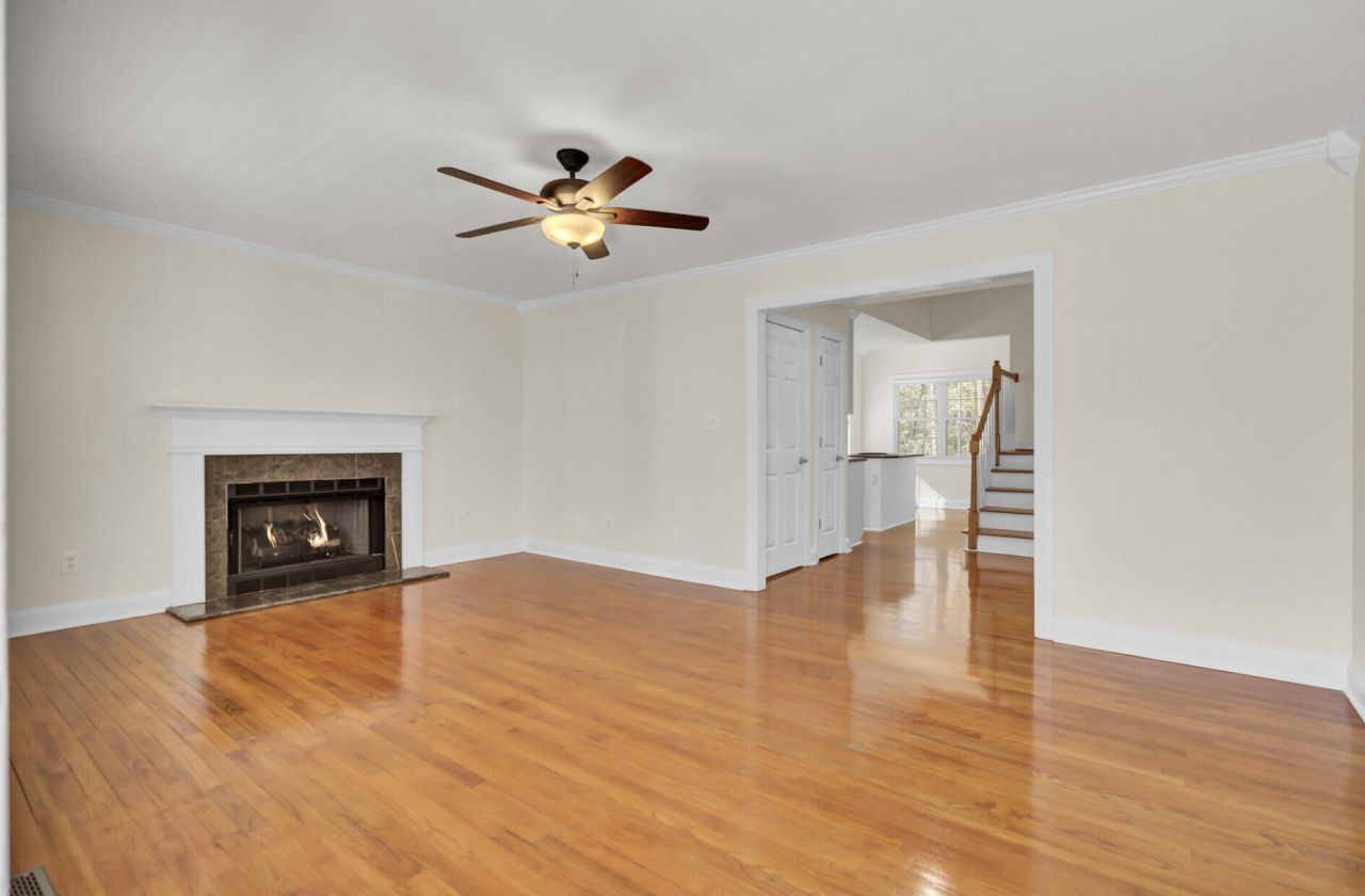 137 White Pine Way Photo 7