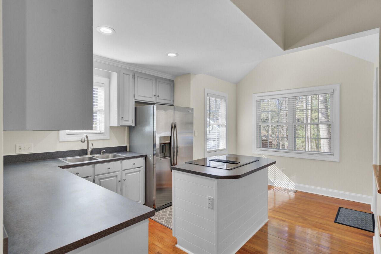 137 White Pine Way Photo 8