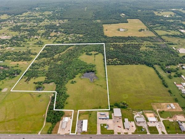 775 W East Quinlan Parkway Street , Quinlan, TX 75474