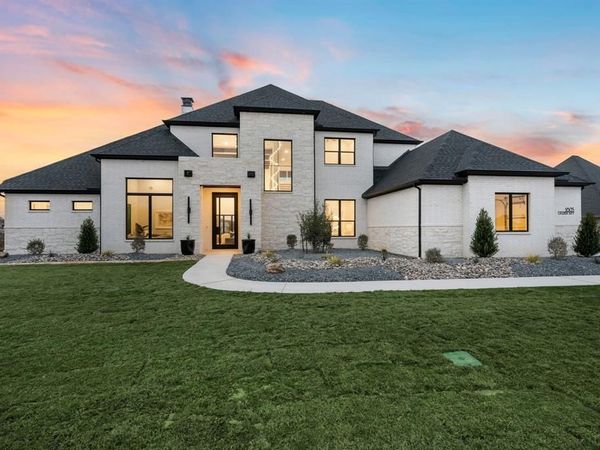 1805 Laguna Bay S, Pelican Bay, TX 76020