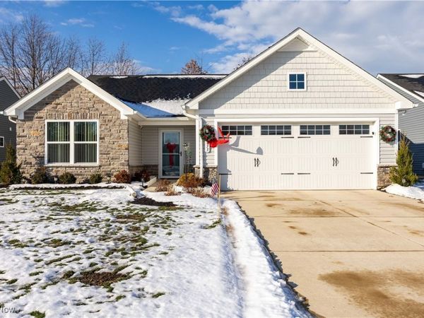 133 W Spring Drive, Elyria, OH 44035