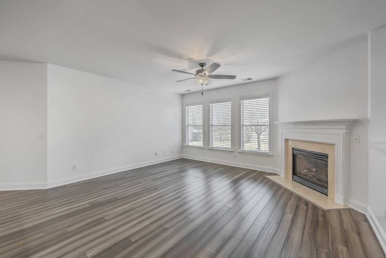 101 Duck Pond Court Photo 15