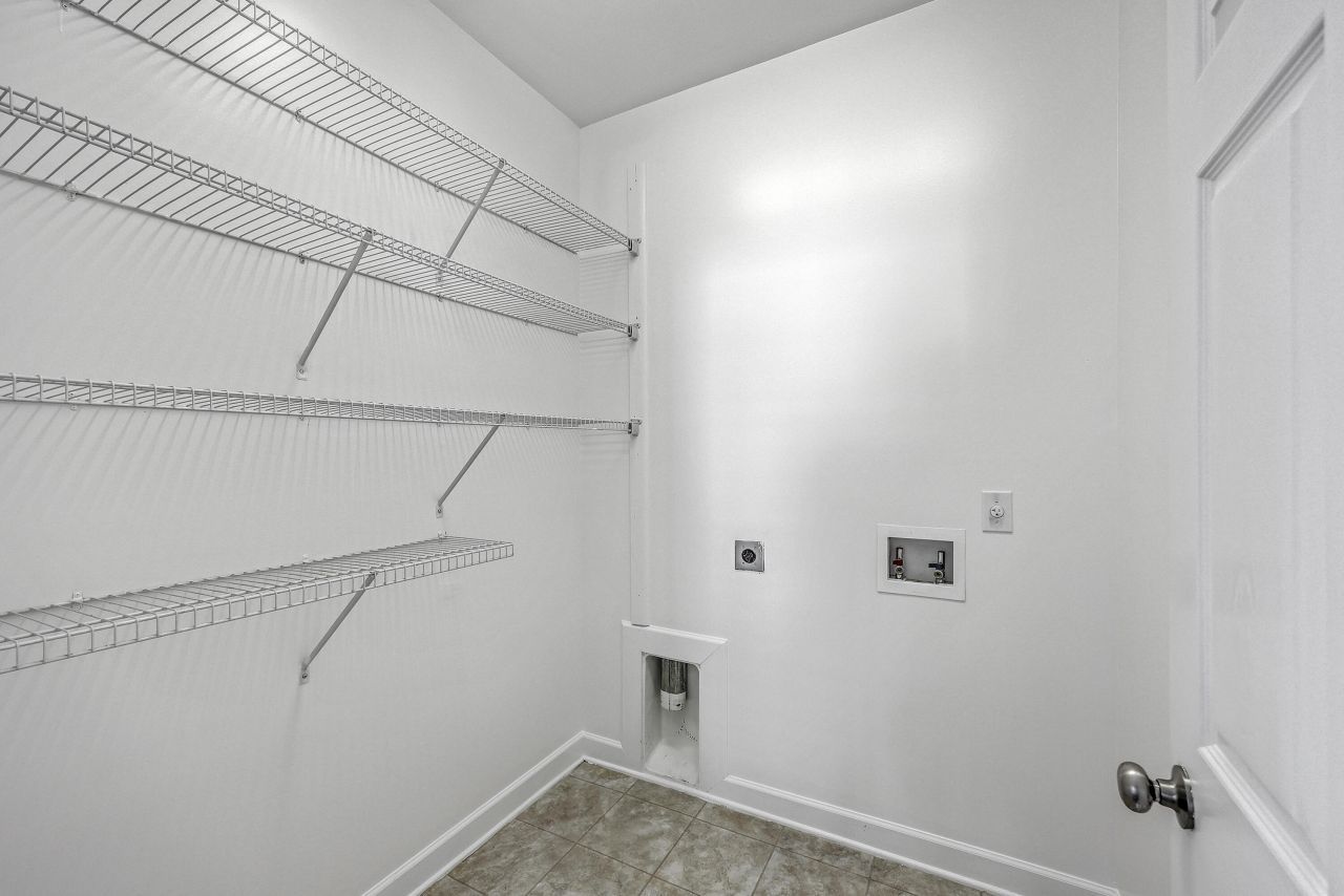 101 Duck Pond Court Photo 22