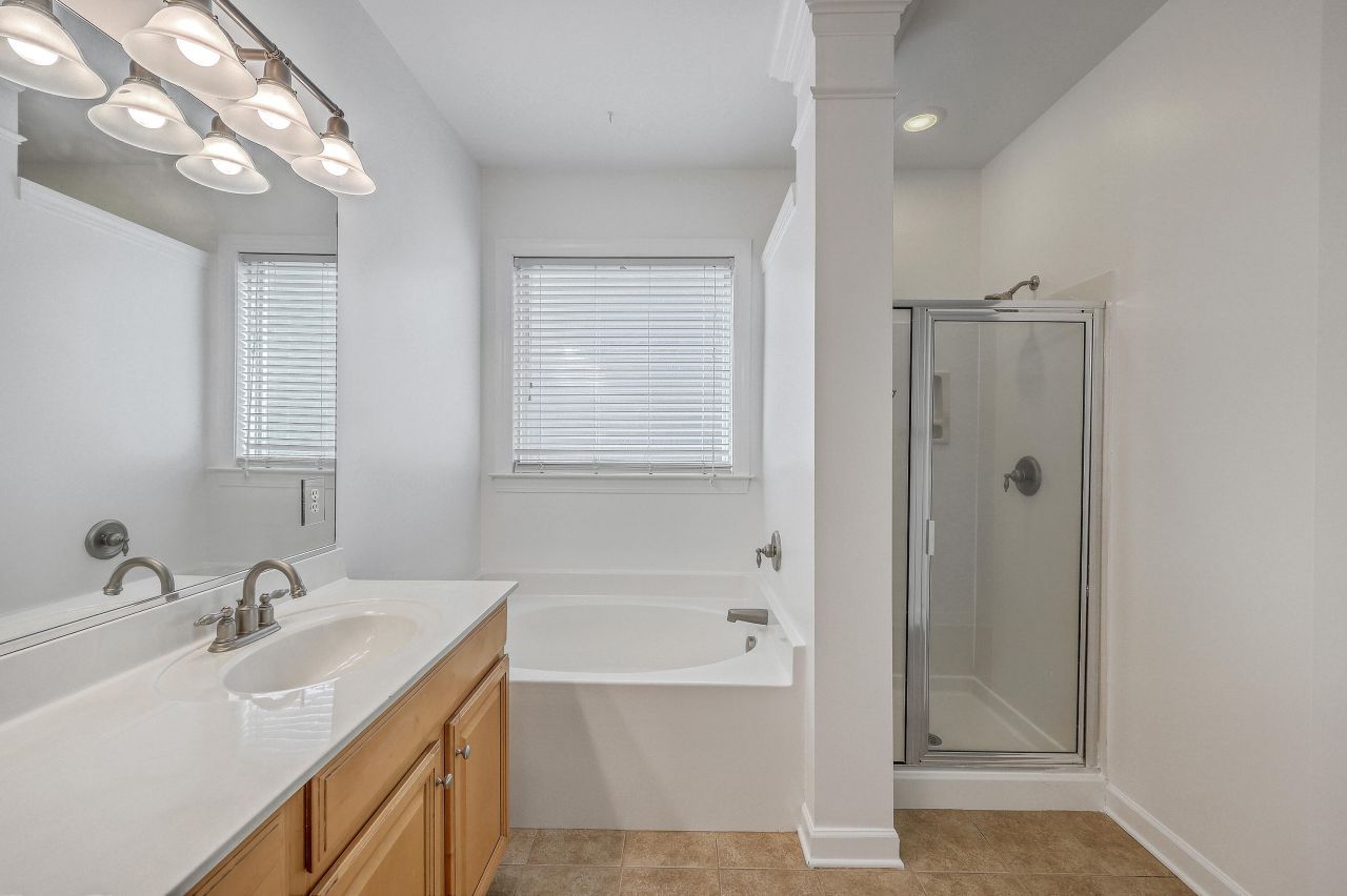 101 Duck Pond Court Photo 29