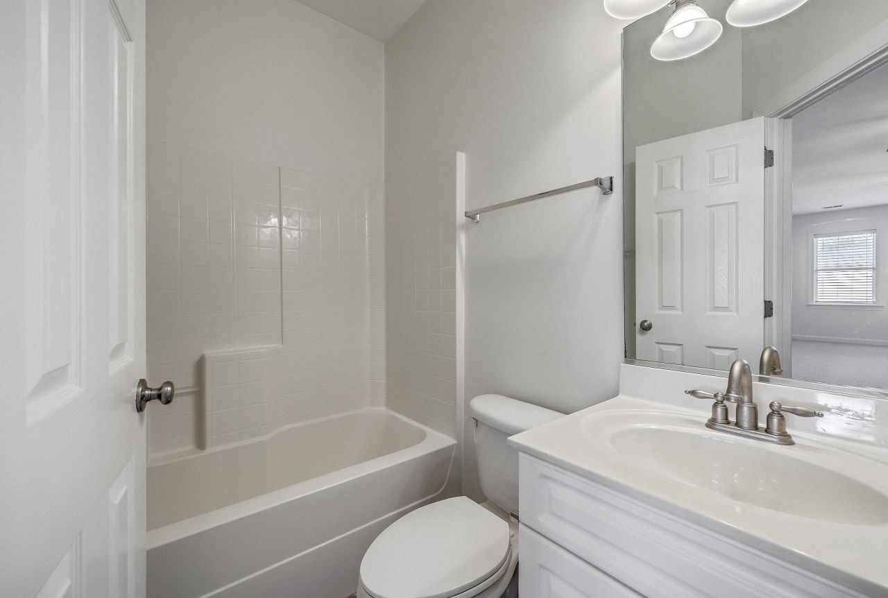 101 Duck Pond Court Photo 37