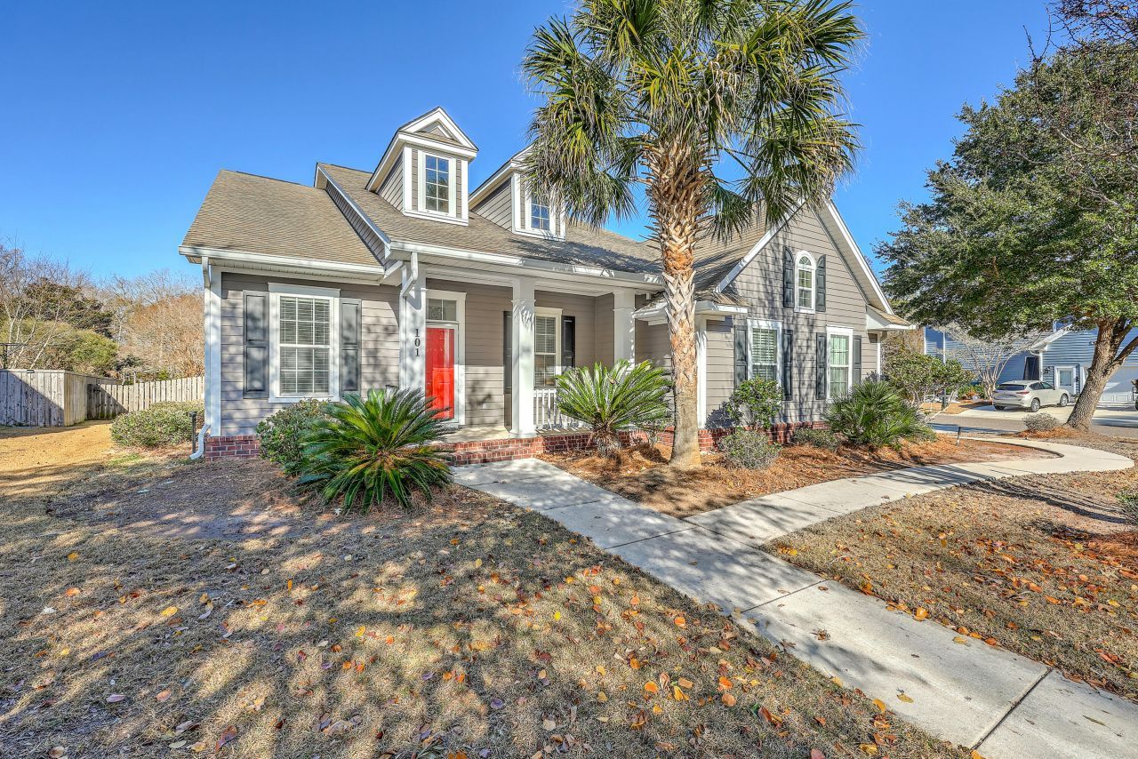 101 Duck Pond Court Photo 4