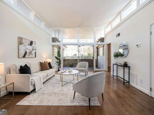 346 Carpenter Drive, Unit 22, Atlanta, GA 30328