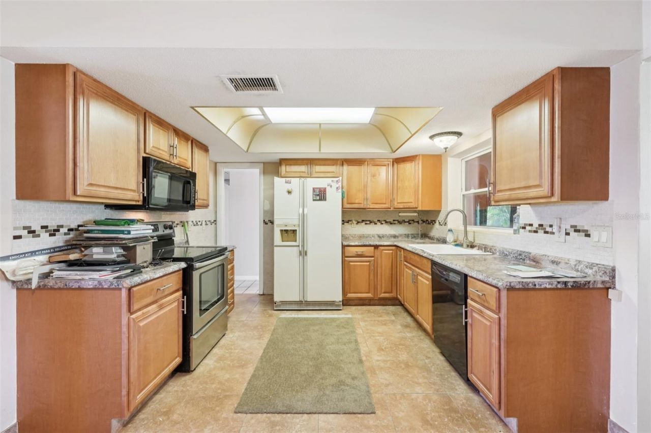 2228 NE Coachman Road, Clearwater, FL 33765 Photo