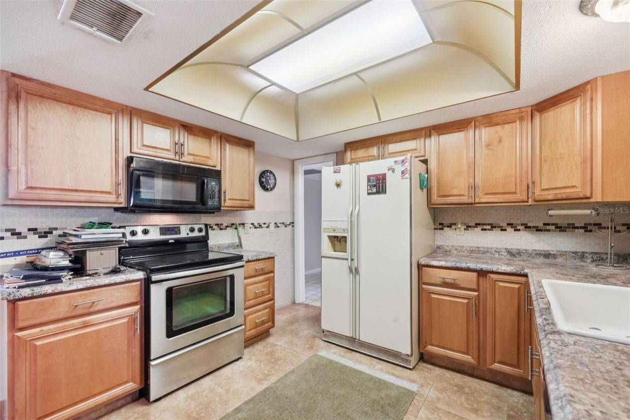 2228 NE Coachman Road, Clearwater, FL 33765 Photo