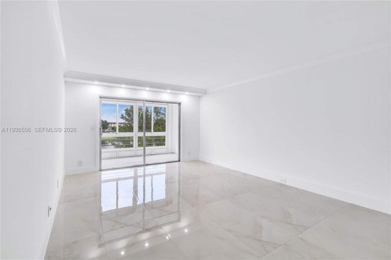 3204 Portofino Pt, Unit B4, Coconut Creek, FL 33066 Photo