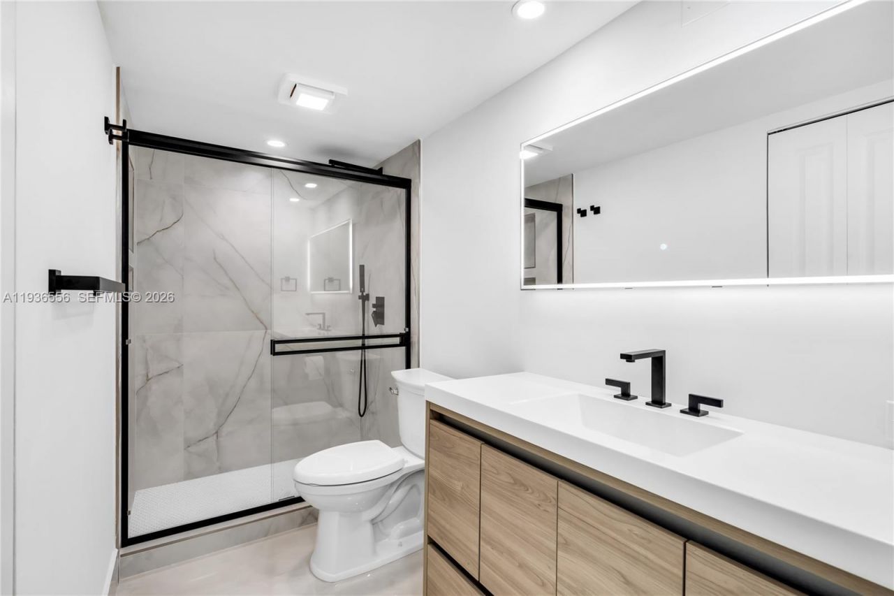 3204 Portofino Pt, Unit B4, Coconut Creek, FL 33066 Photo