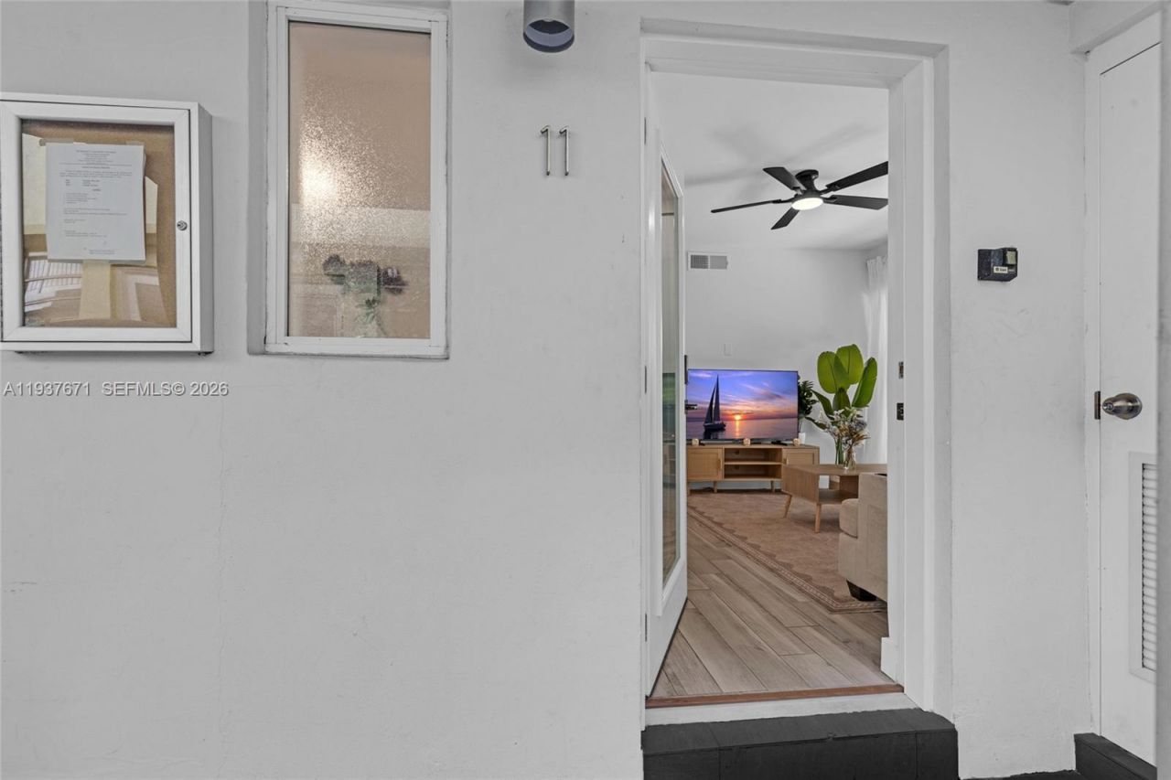 740 Meridian Ave, Unit 11, Miami Beach, FL 33139 Photo