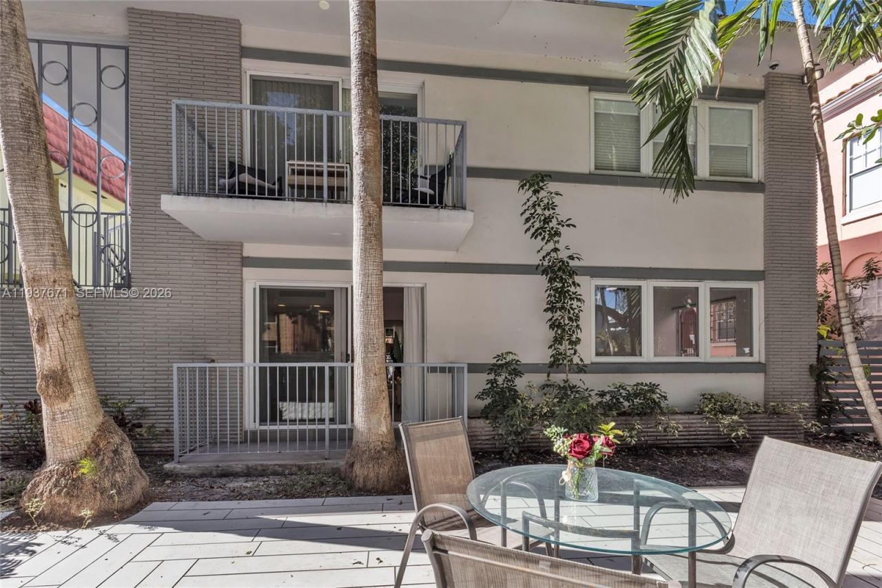 740 Meridian Ave, Unit 11, Miami Beach, FL 33139 Photo