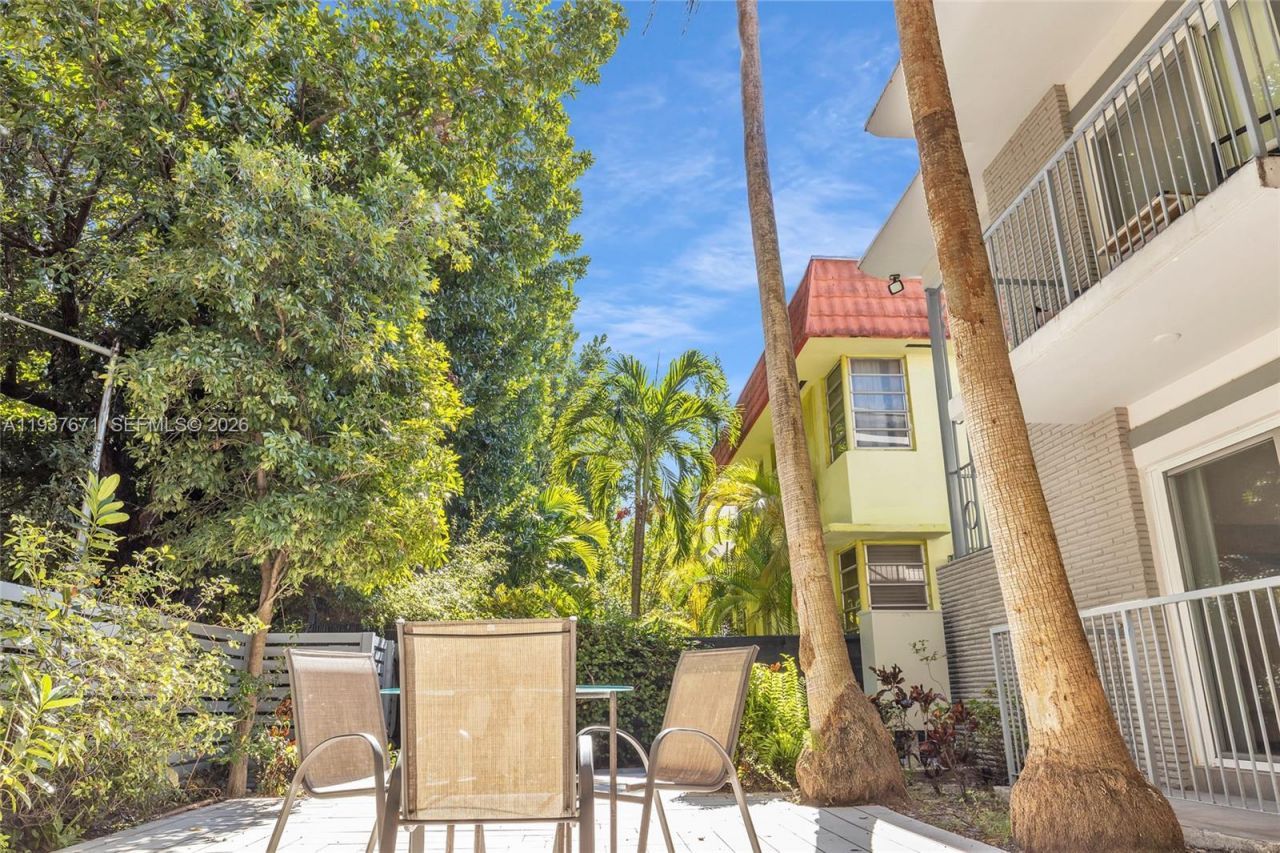 740 Meridian Ave, Unit 11, Miami Beach, FL 33139 Photo