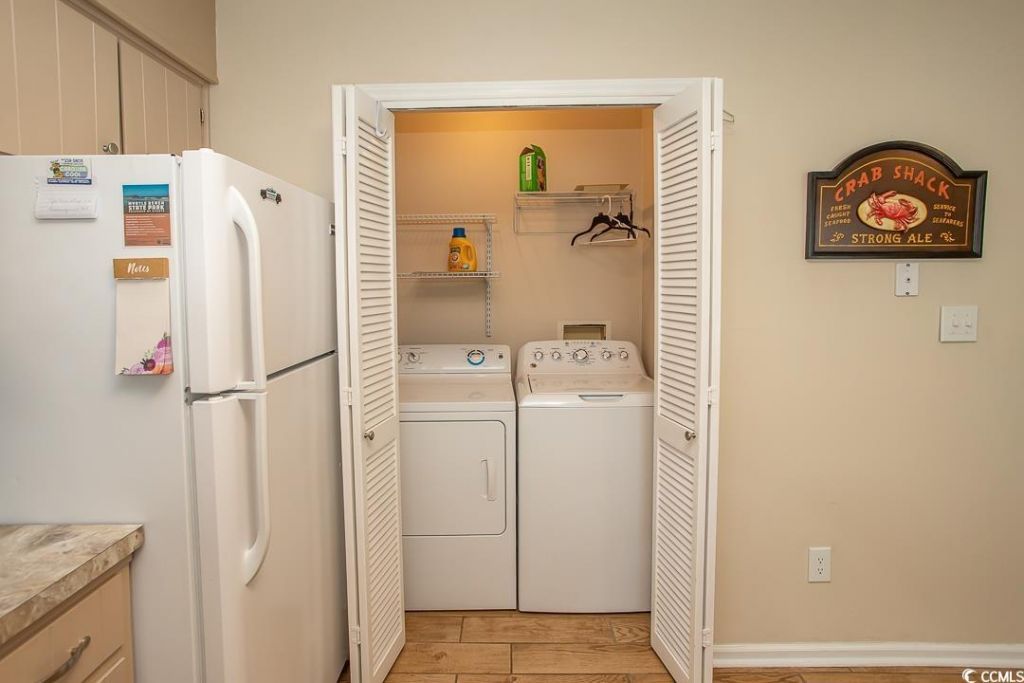 405 S 13th Ave. Photo 12