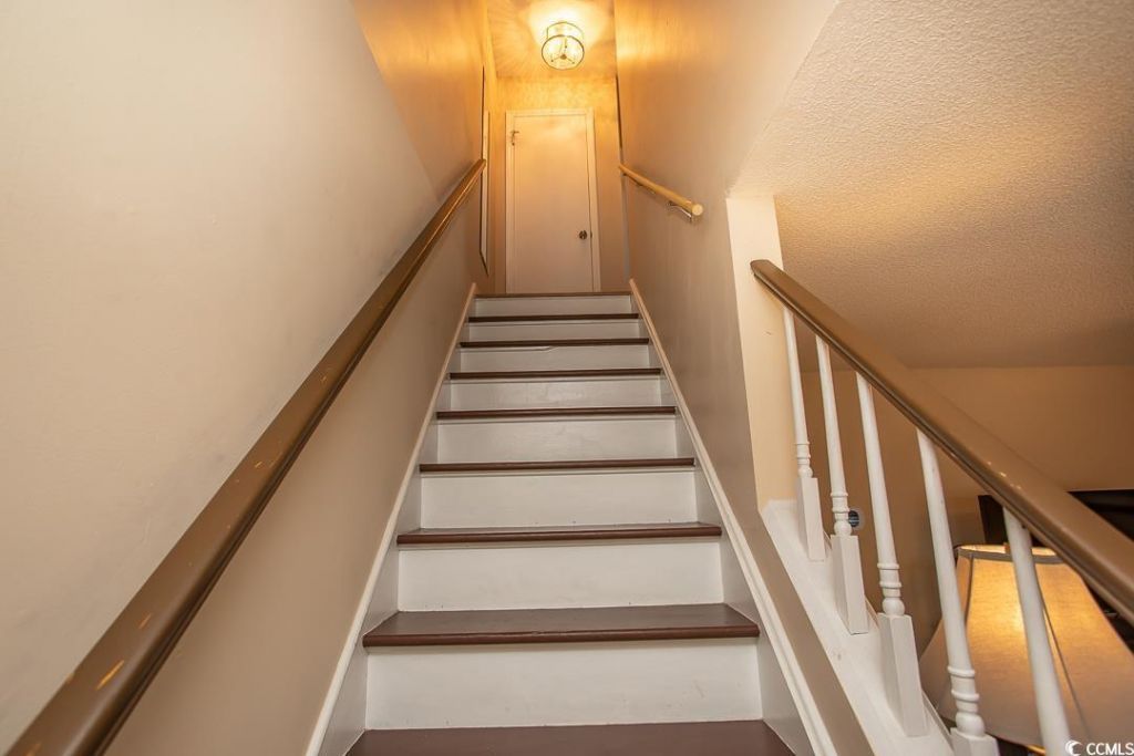 405 S 13th Ave. Photo 20