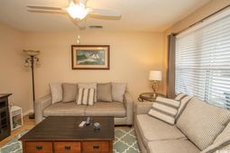 405 S 13th Ave. photo 4