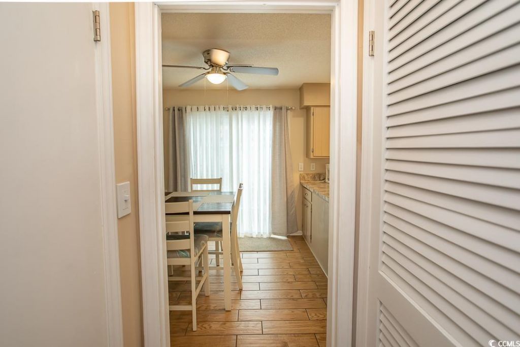 405 S 13th Ave. Photo 7