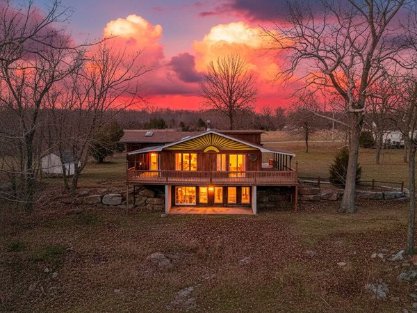 810 Missouri 215 , Morrisville, MO 65710