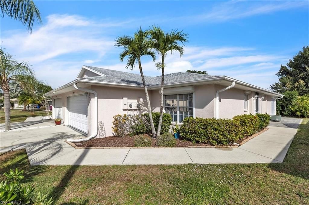 439 Bethany Village Cir, Lehigh Acres, FL 33936 Photo