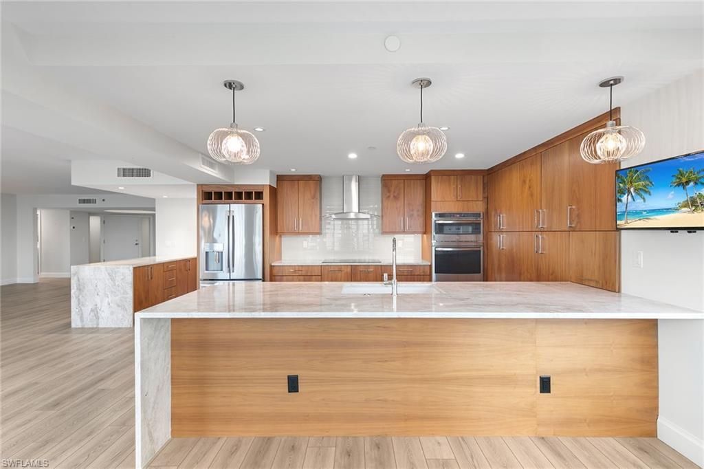 4251 Gulf Shore Blvd N, Unit 18B, Naples, FL 34103 Photo