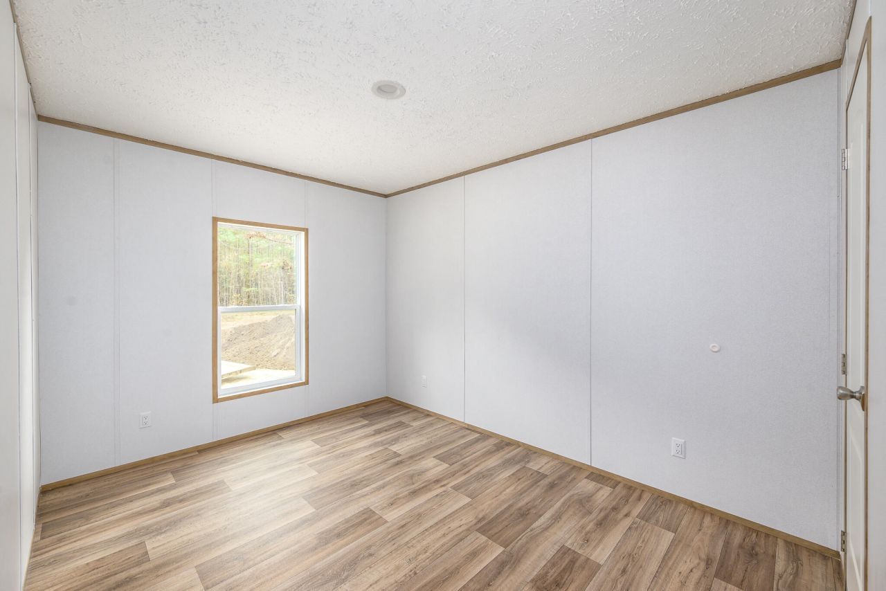 151 Firethorn Court Photo 17