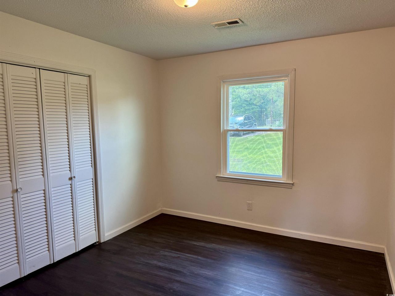 109 S Maple Ave. Photo 10