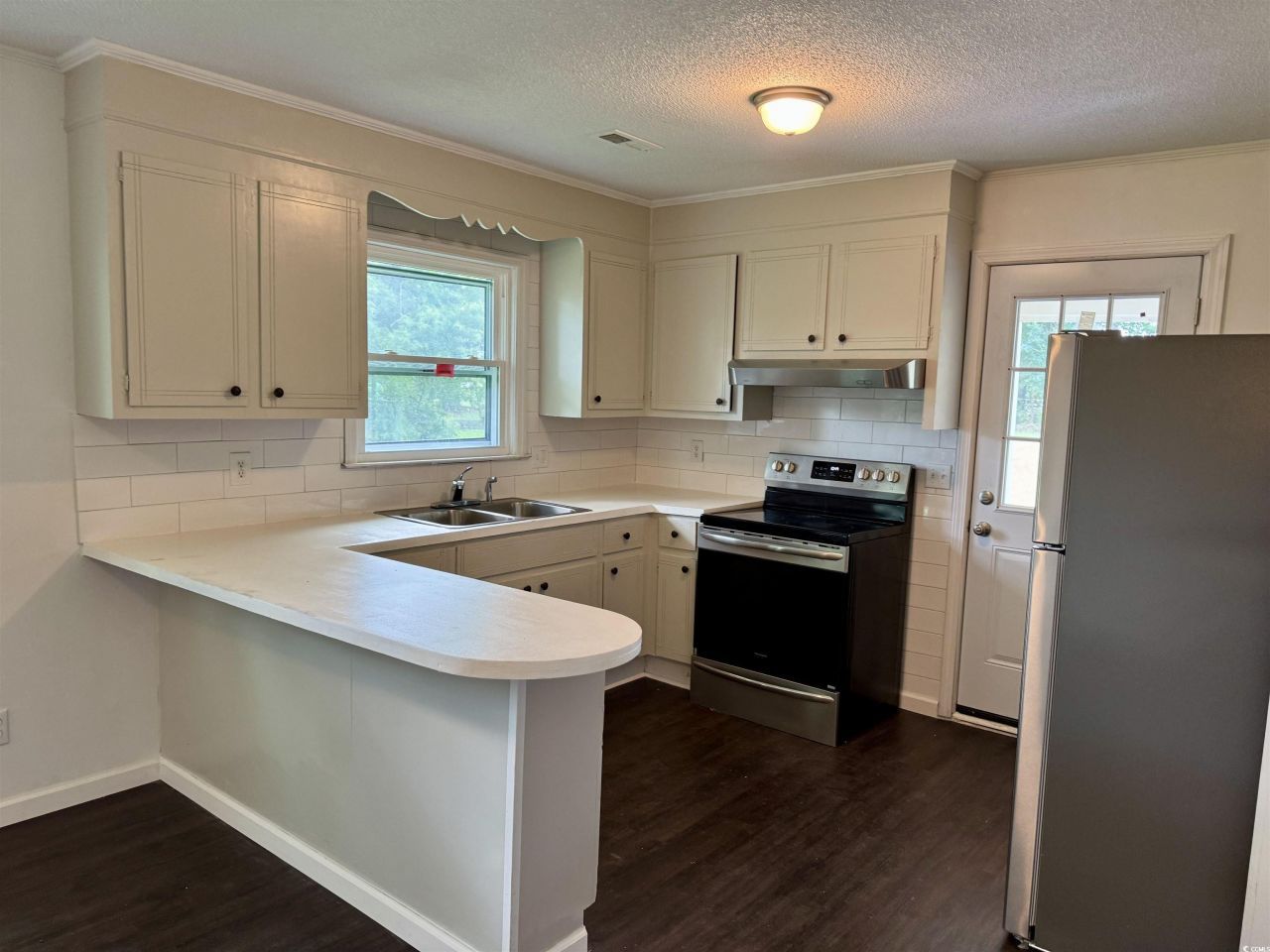 109 S Maple Ave. Photo 13