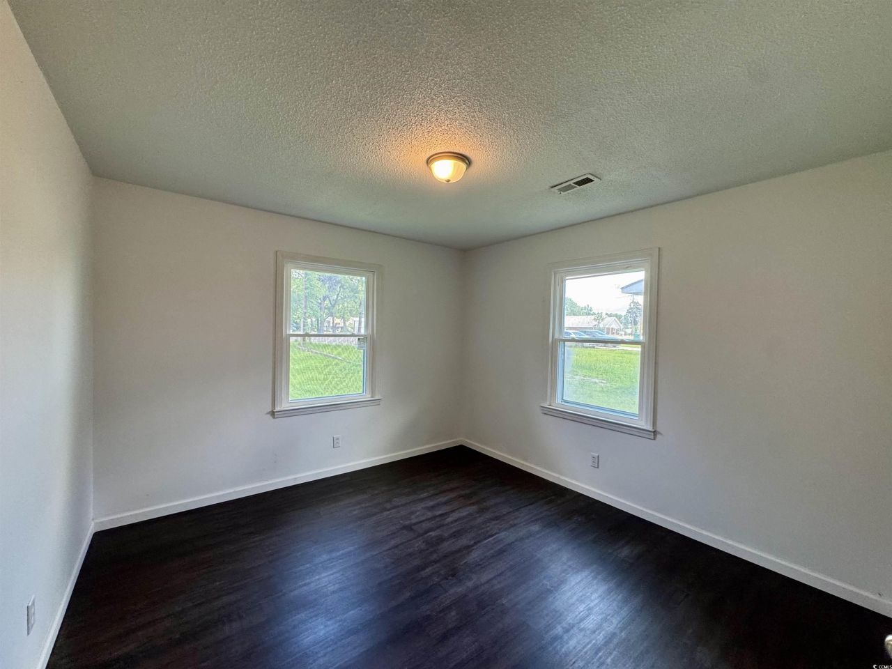 109 S Maple Ave. Photo 6