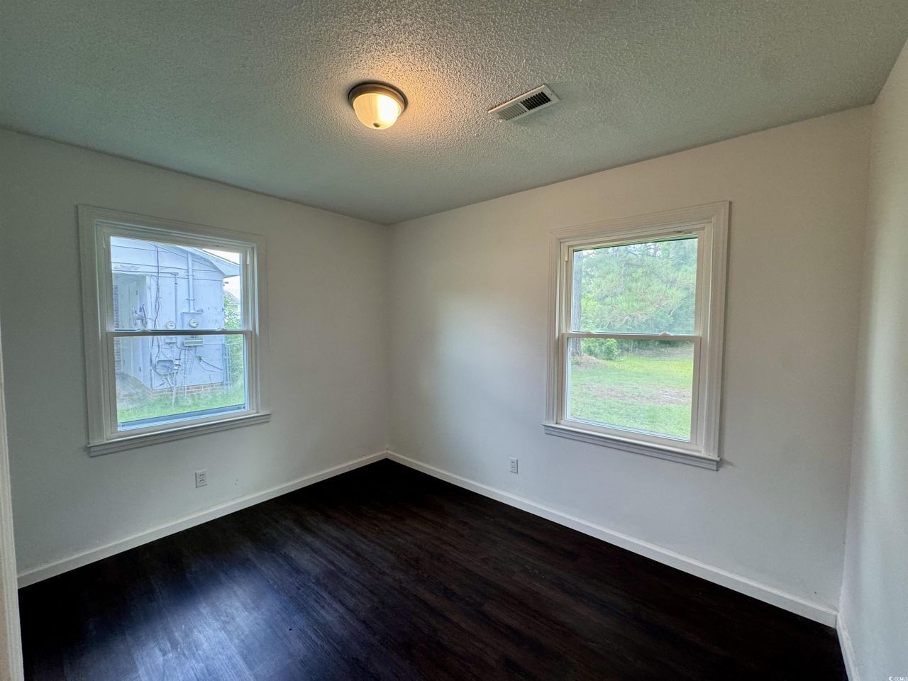 109 S Maple Ave. Photo 7