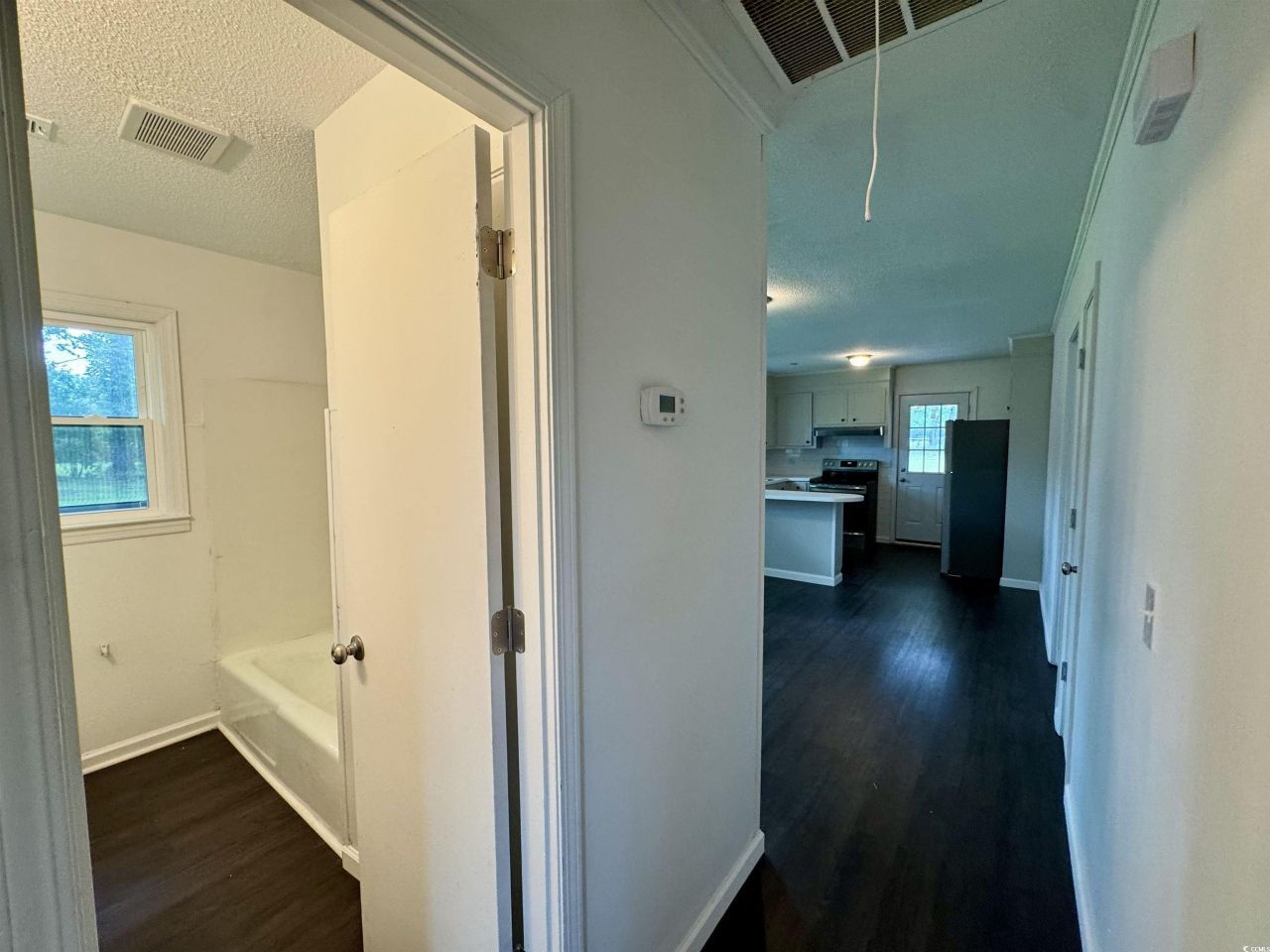 109 S Maple Ave. Photo 8