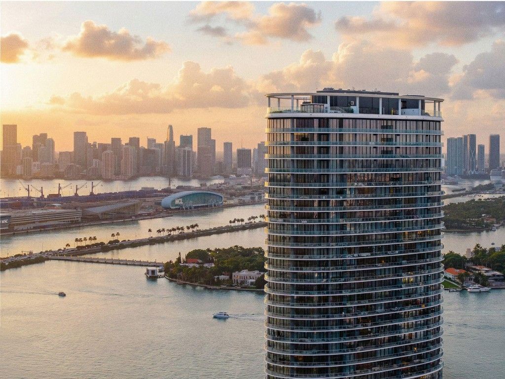 501 West Ave, Unit 3903/3904, Miami Beach, FL 33139 Photo