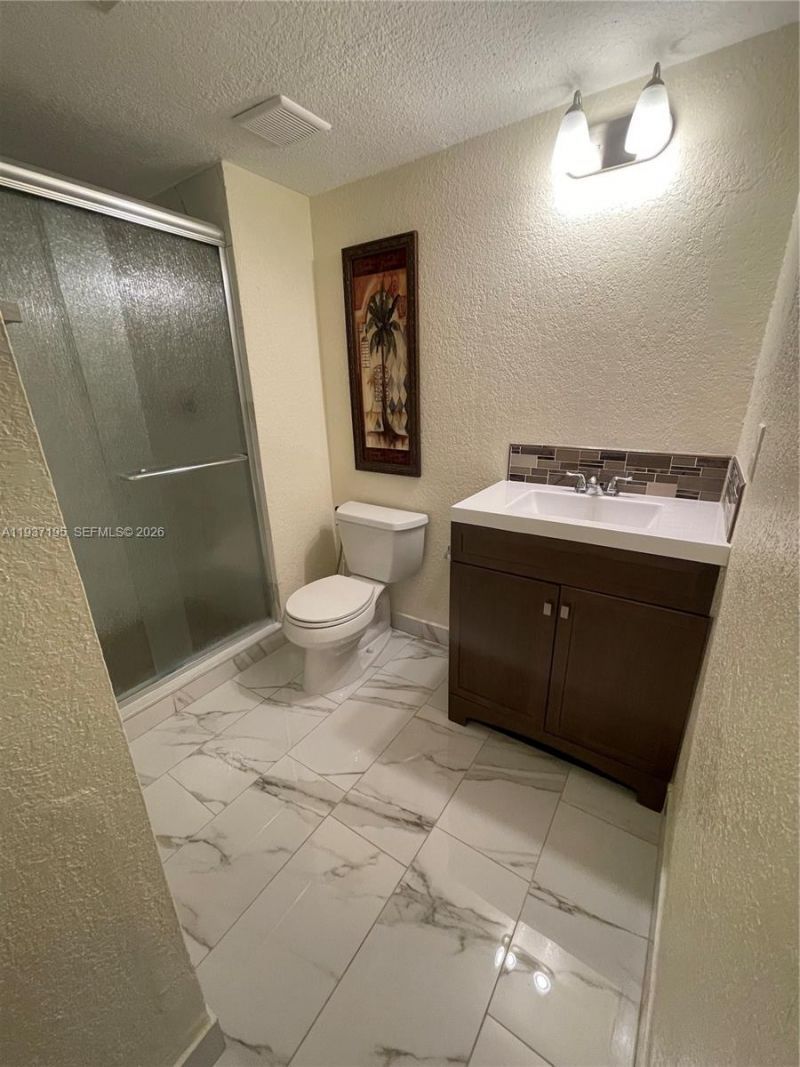 16240 Laurel Dr, Unit 101, Weston, FL 33326 Photo