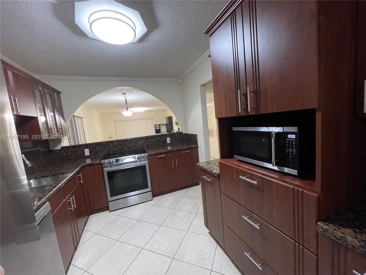 16240 Laurel Dr, Unit 101, Weston, FL 33326 Photo