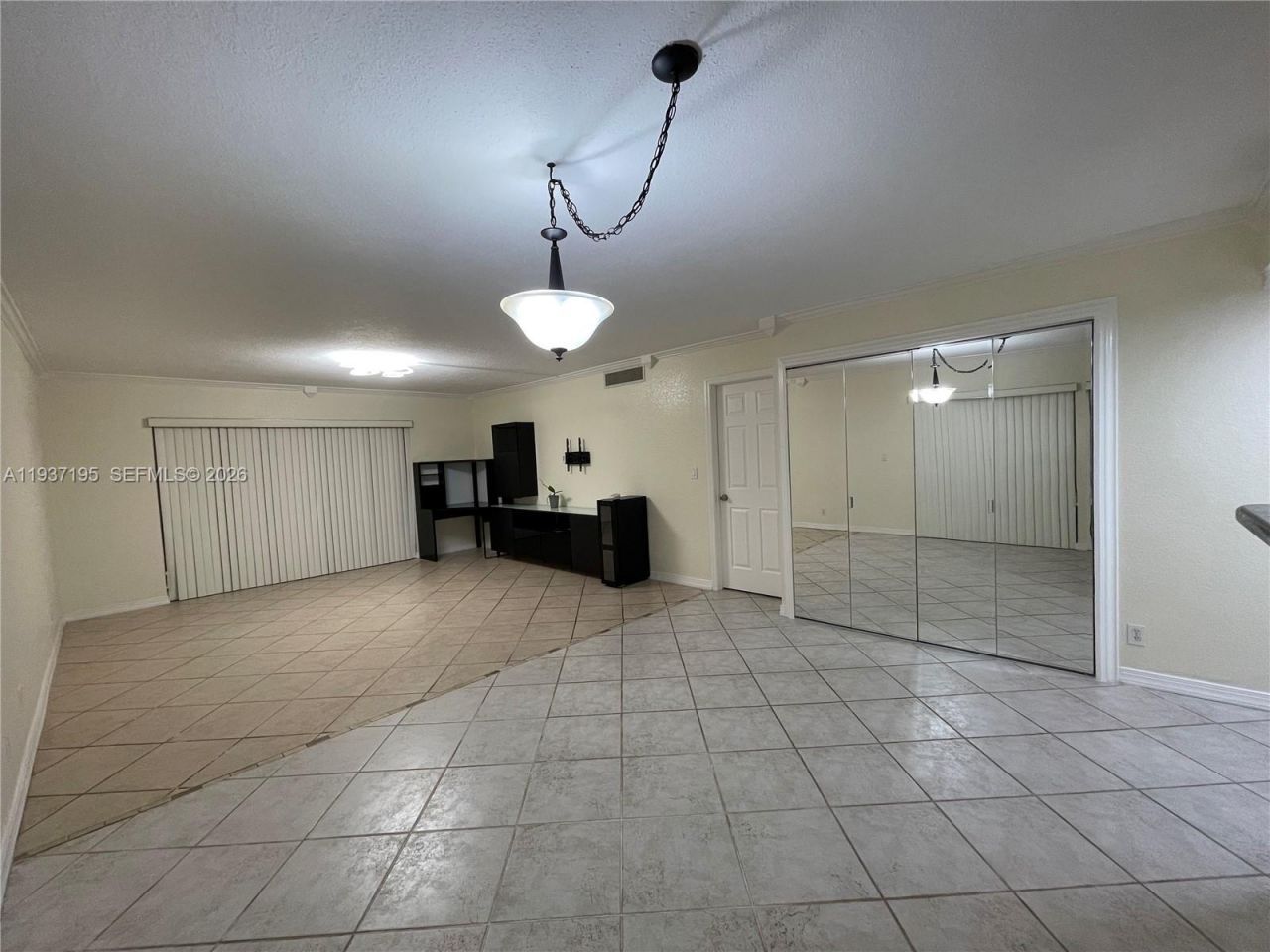 16240 Laurel Dr, Unit 101, Weston, FL 33326 Photo
