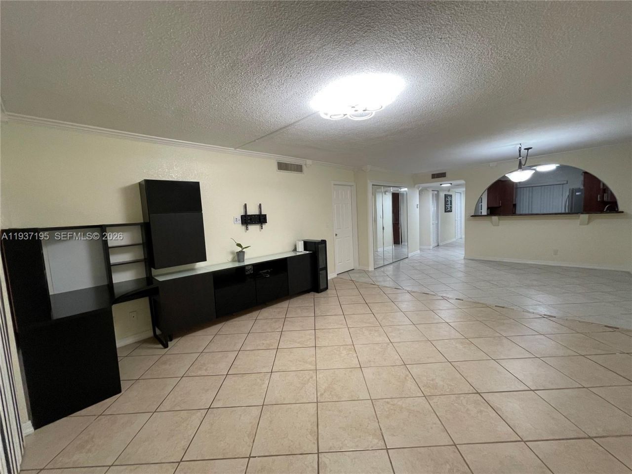 16240 Laurel Dr, Unit 101, Weston, FL 33326 Photo