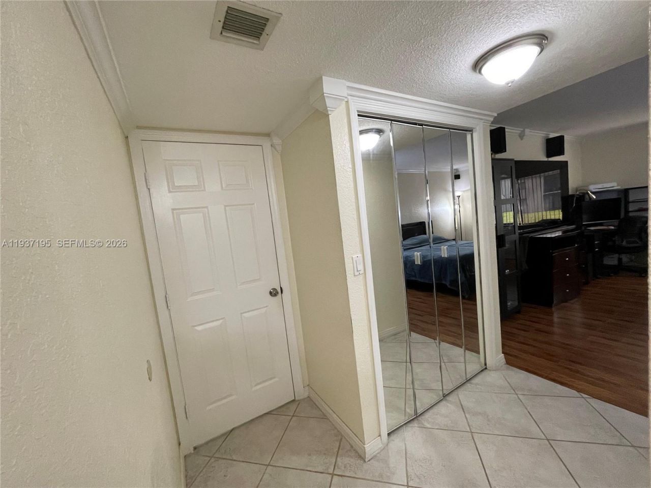 16240 Laurel Dr, Unit 101, Weston, FL 33326 Photo