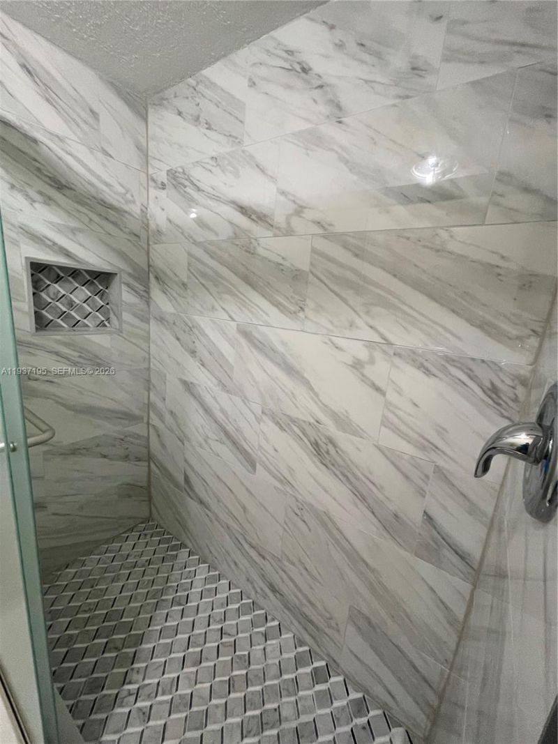 16240 Laurel Dr, Unit 101, Weston, FL 33326 Photo