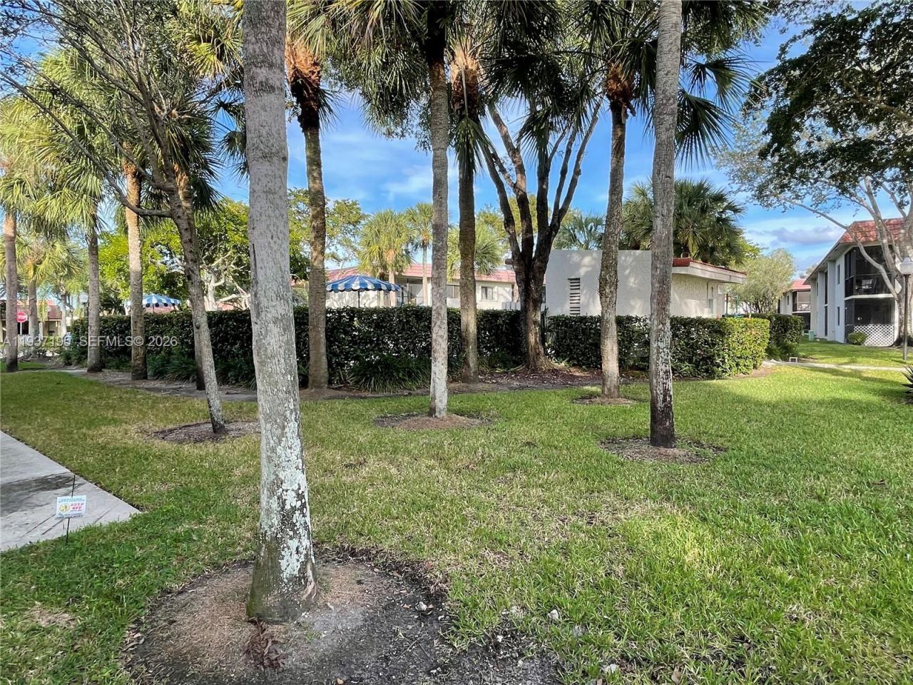 16240 Laurel Dr, Unit 101, Weston, FL 33326 Photo