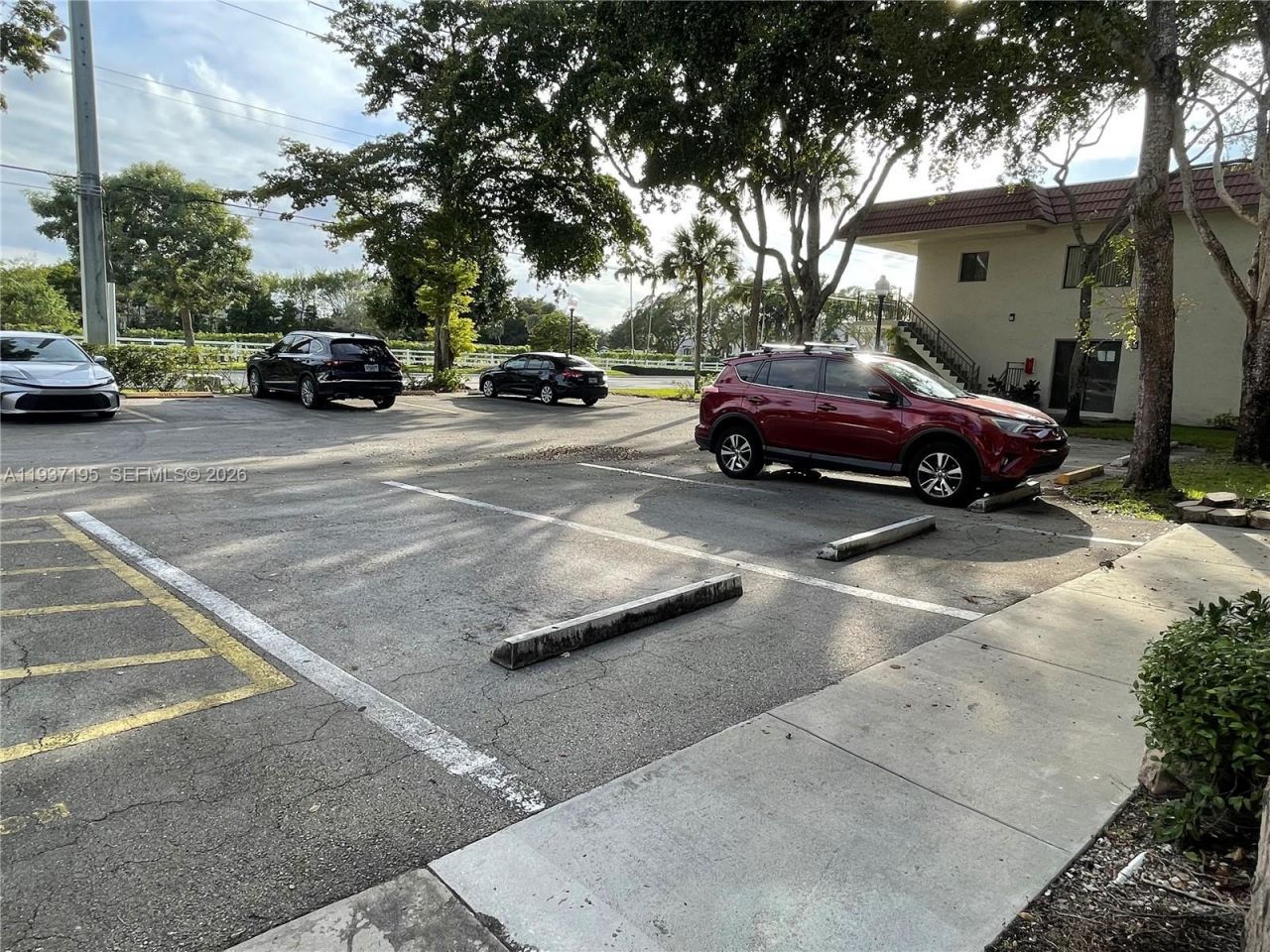 16240 Laurel Dr, Unit 101, Weston, FL 33326 Photo