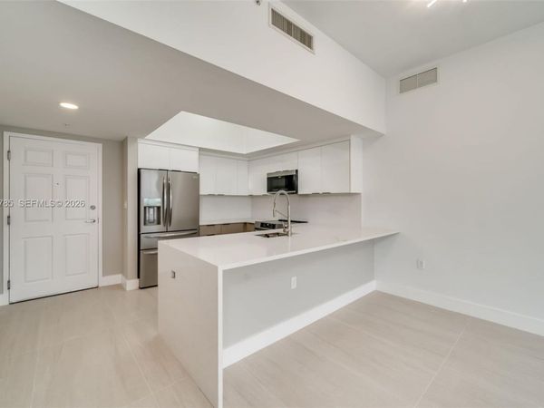 140 S Dixie Hwy, Unit 1007, Hollywood, FL 33020